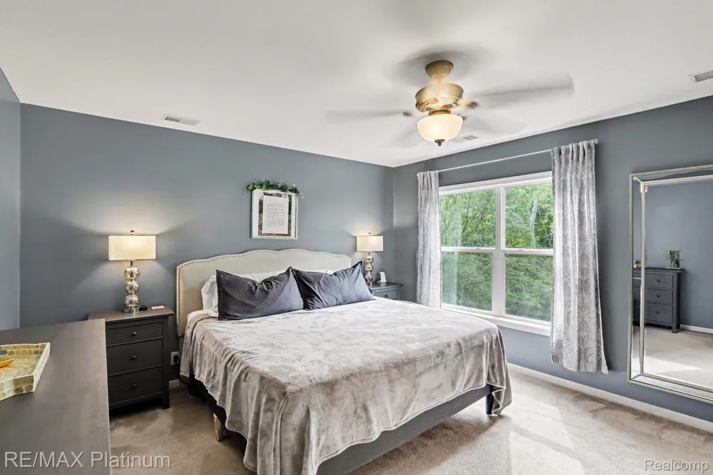 2327 Hammerslea Road Orion Charter Township, MI 48359