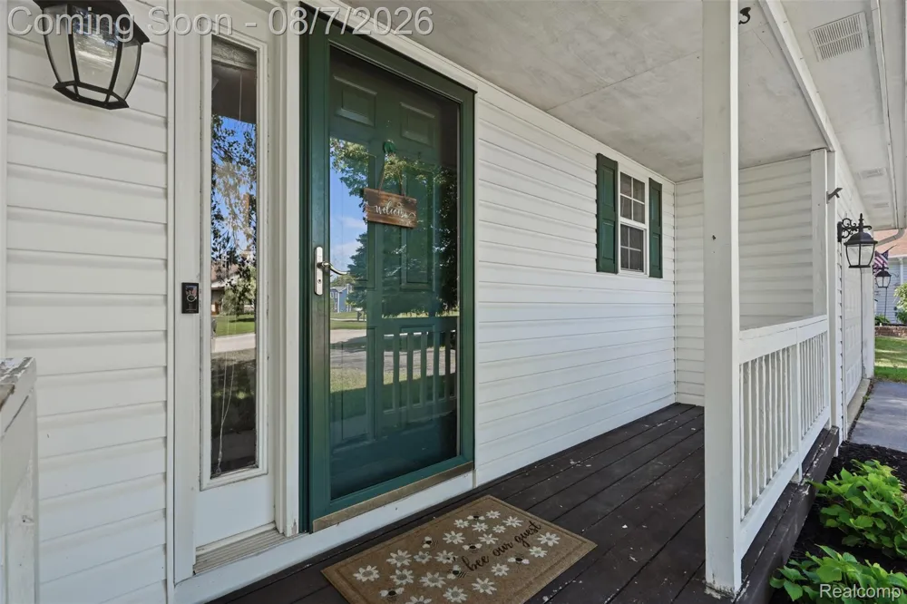 1124 Somerville Drive Oxford Charter Township, MI 48371