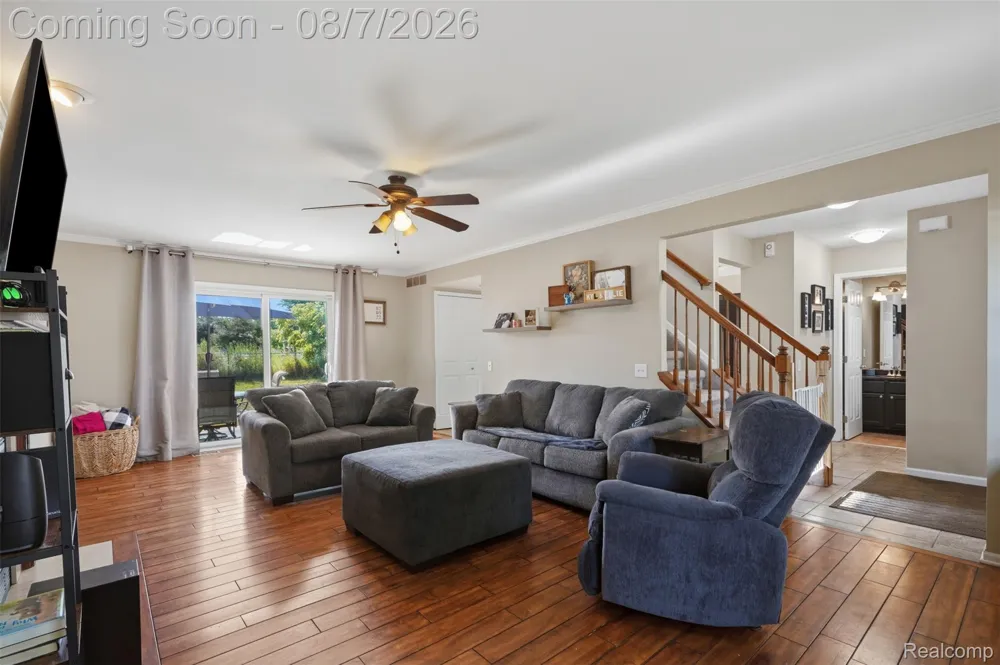 1124 Somerville Drive Oxford Charter Township, MI 48371