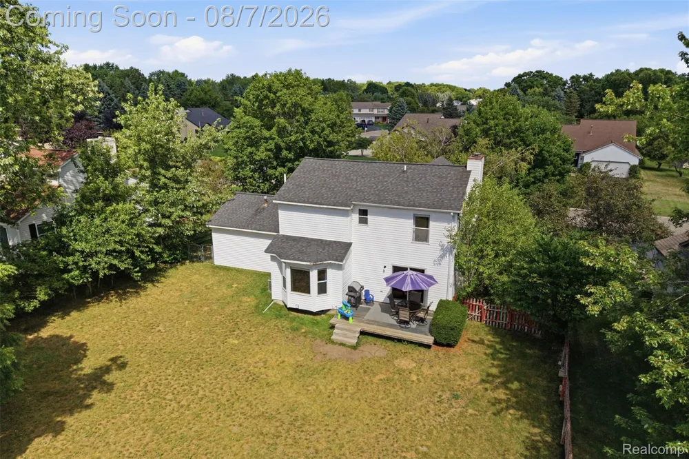 1124 Somerville Drive Oxford Charter Township, MI 48371