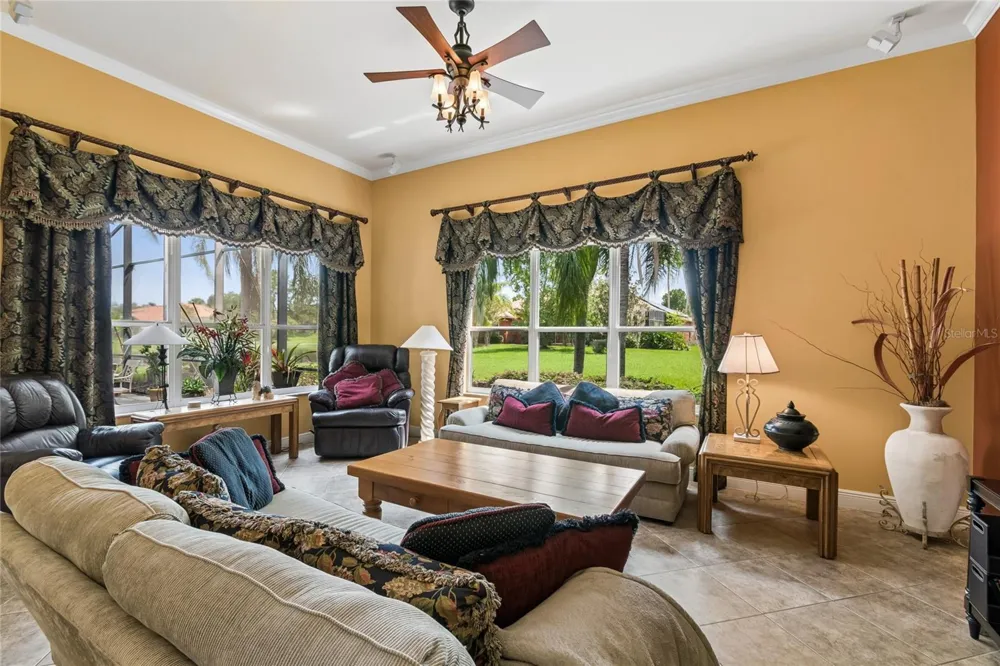 501 MONTAGE LN Poinciana, FL 34759