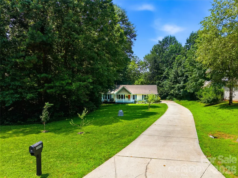 3555 Lake Bluff Drive Sherrills Ford, NC 28673