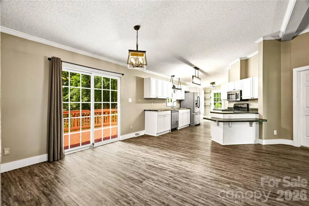 3555 Lake Bluff Drive Sherrills Ford, NC 28673