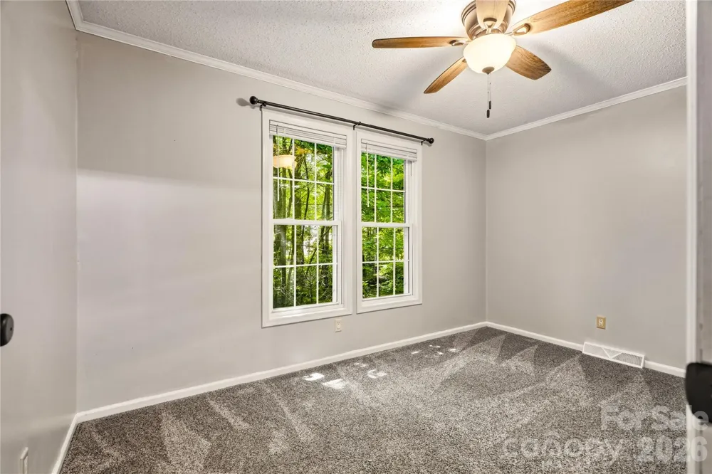 3555 Lake Bluff Drive Sherrills Ford, NC 28673