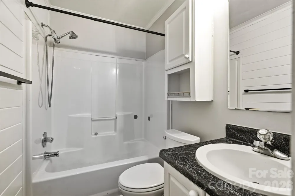 3555 Lake Bluff Drive Sherrills Ford, NC 28673