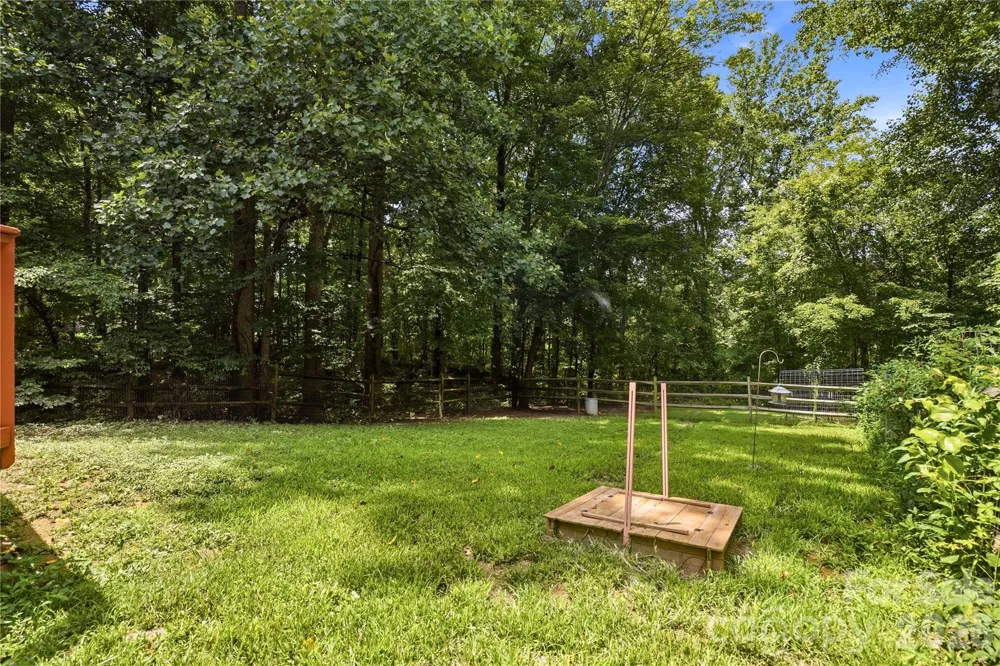 3555 Lake Bluff Drive Sherrills Ford, NC 28673