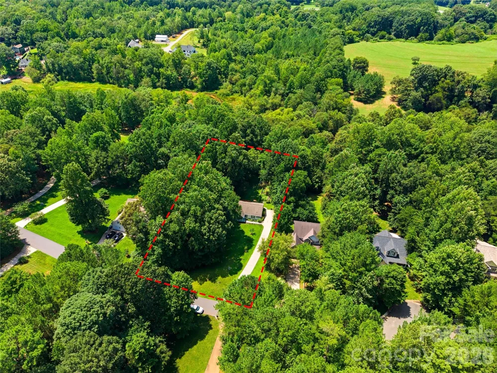 3555 Lake Bluff Drive Sherrills Ford, NC 28673