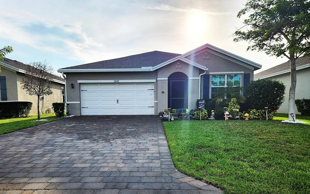 2841 NE BREEZEWAY CIRCLE Jensen Beach, FL 34957