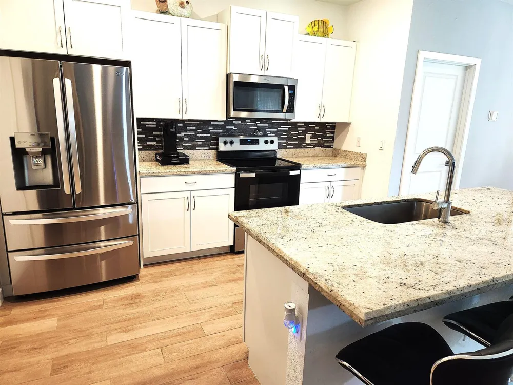 2841 NE BREEZEWAY CIRCLE Jensen Beach, FL 34957