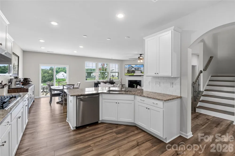 252 Kennerly Center Drive Mooresville, NC 28115