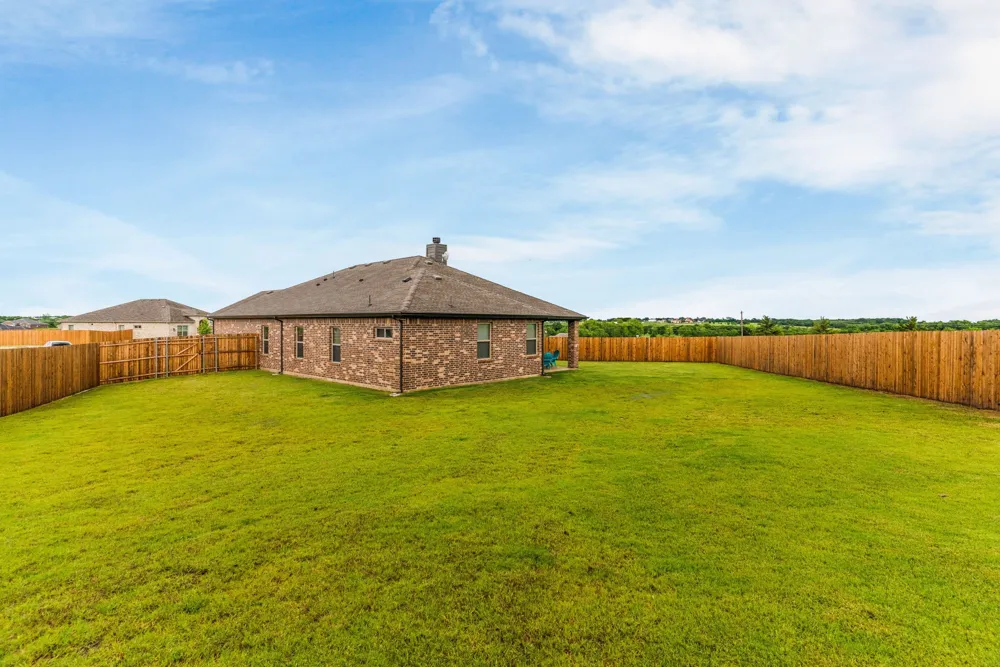 300 Heritage Grove Road Blue Ridge, TX 75424