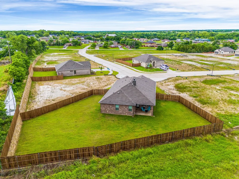 300 Heritage Grove Road Blue Ridge, TX 75424