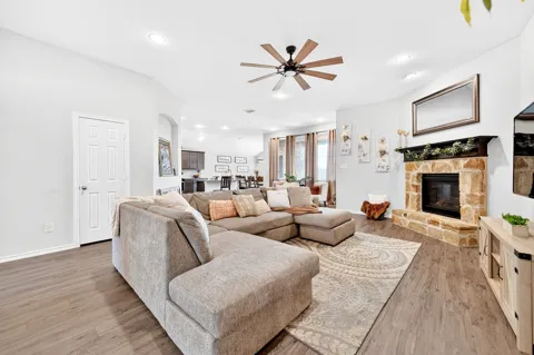 1175 Waterscape Boulevard