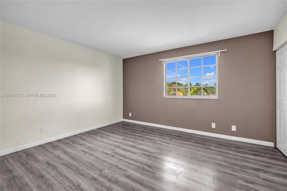 3698 San Simeon Cir Weston, FL 33331