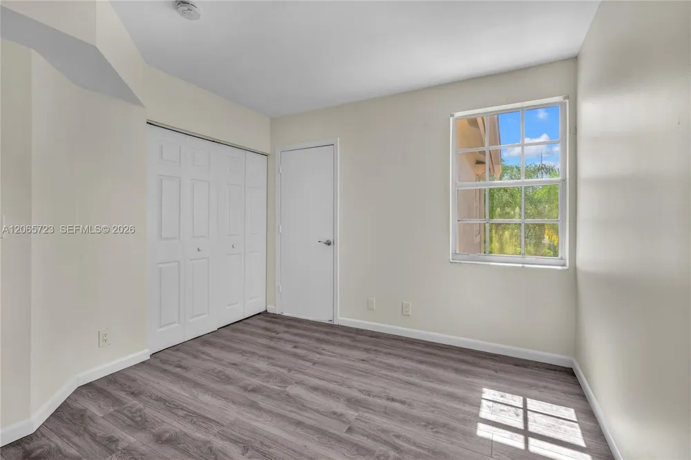 3698 San Simeon Cir Weston, FL 33331