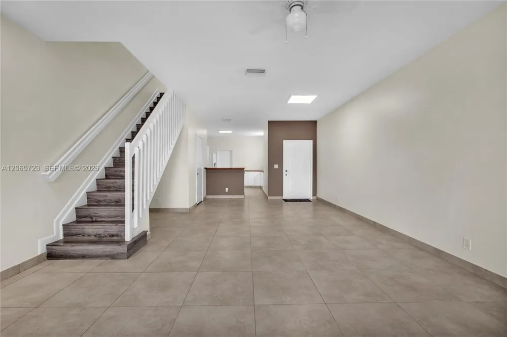 3698 San Simeon Cir Weston, FL 33331