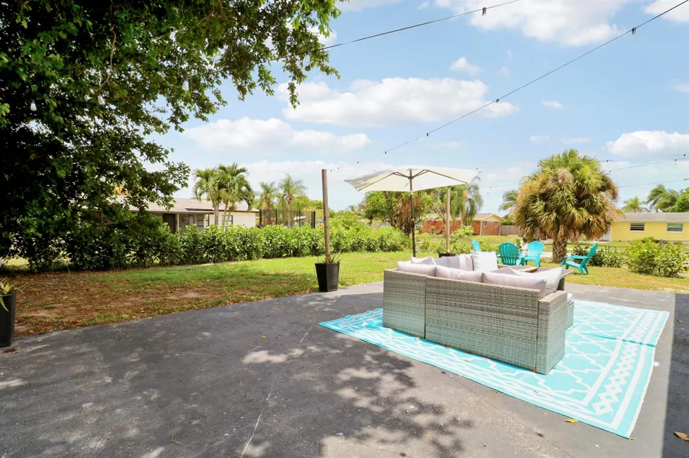 3539 Everglades Road Palm Beach Gardens, FL 33410