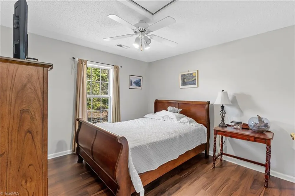 3009 Brookrun Drive Jamestown, NC 27282