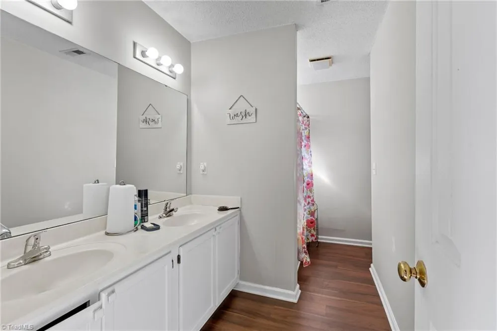 3009 Brookrun Drive Jamestown, NC 27282