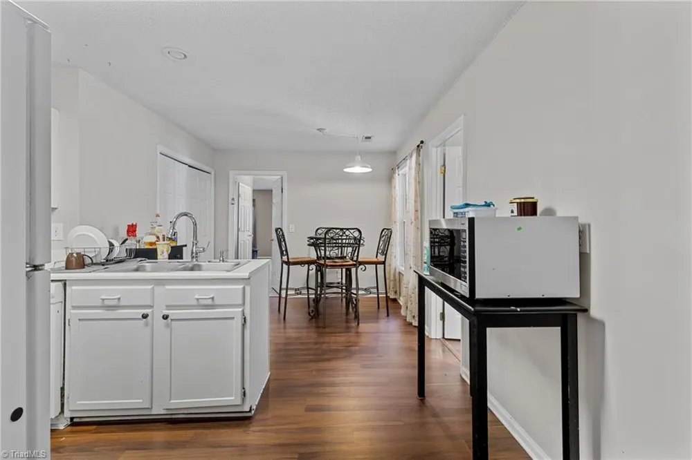 3009 Brookrun Drive Jamestown, NC 27282