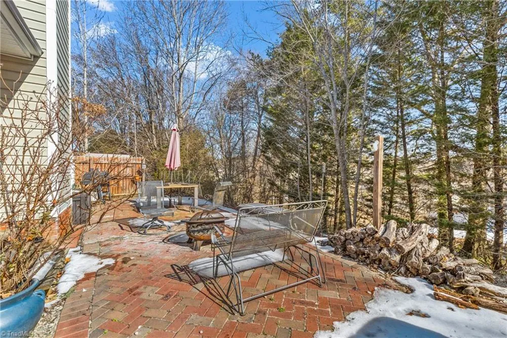 3009 Brookrun Drive Jamestown, NC 27282