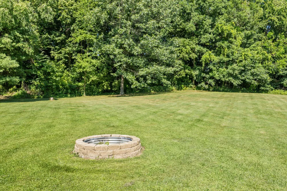 1126 Vista Lane Trowbridge Township, MI 49010