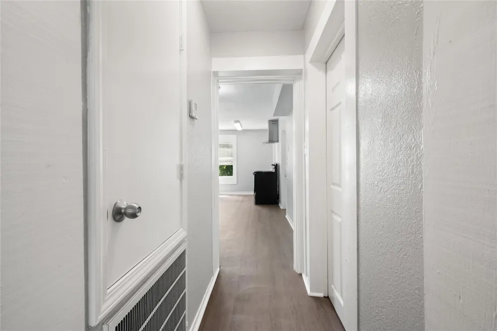 9210 Compton Street Houston, TX 77016