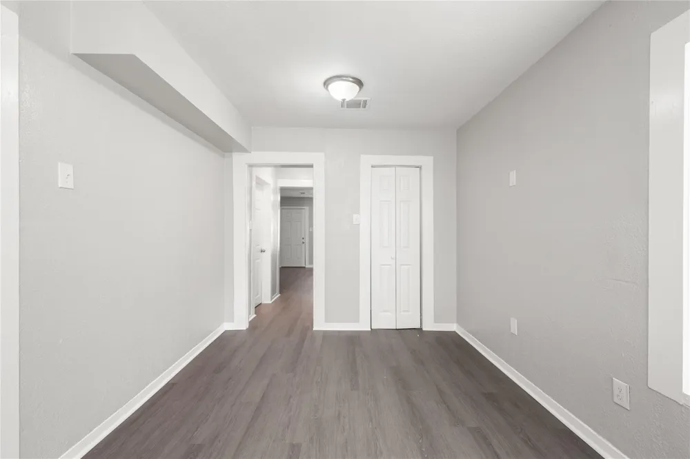 9210 Compton Street Houston, TX 77016