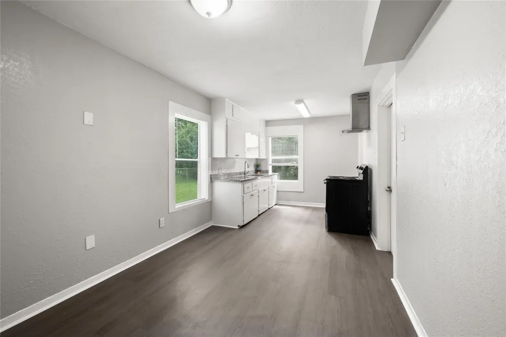 9210 Compton Street Houston, TX 77016