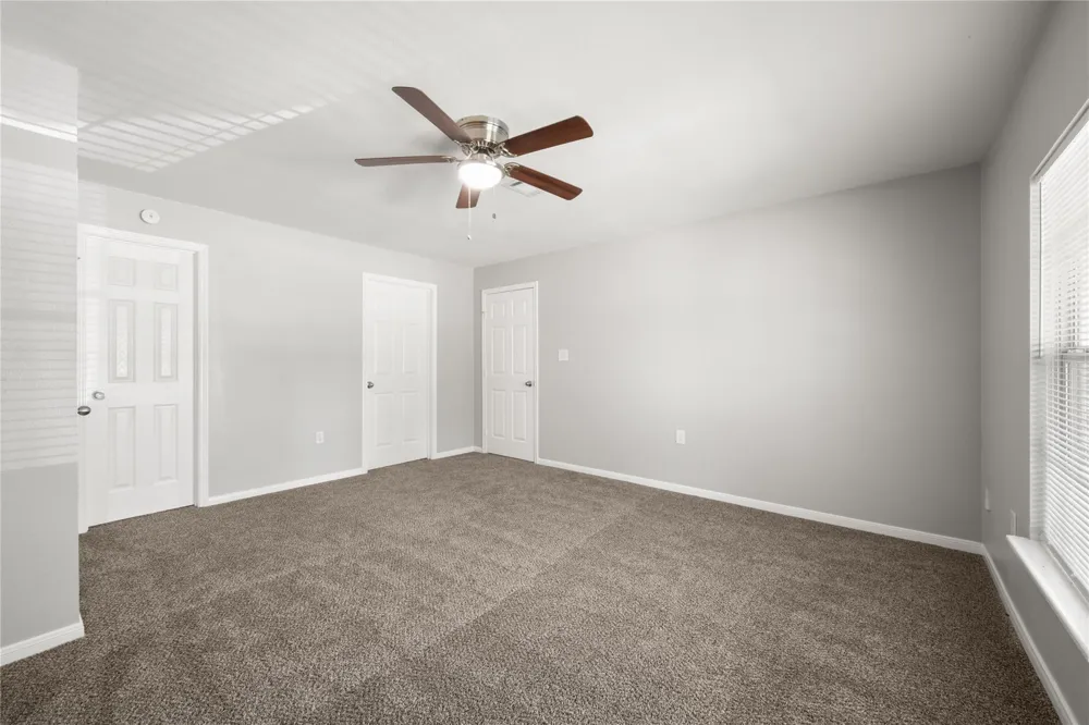 9210 Compton Street Houston, TX 77016