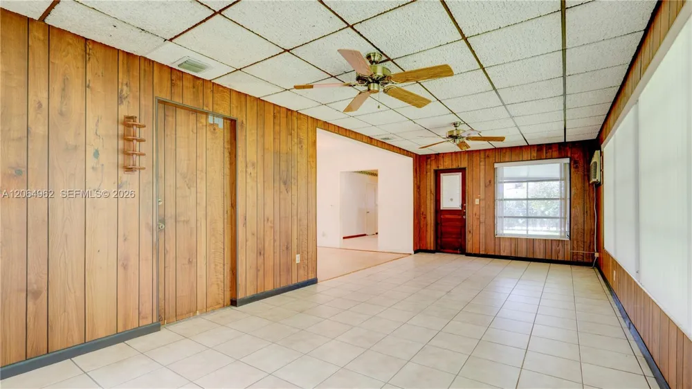 1730 SW 97th Pl Miami, FL 33165