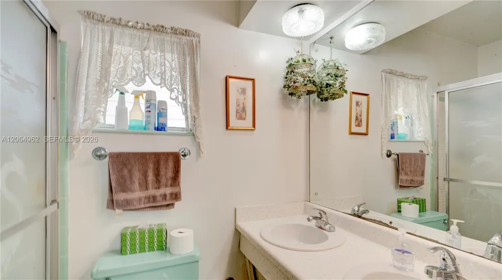1730 SW 97th Pl Miami, FL 33165