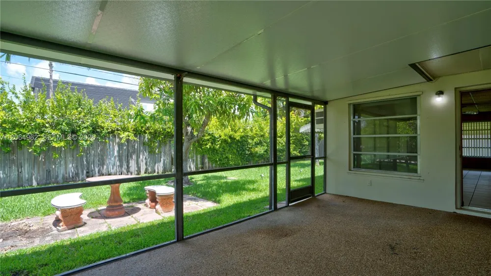 1730 SW 97th Pl Miami, FL 33165