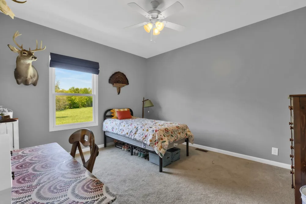 3988 Fykes Grove Rd Cedar Hill, TN 37032