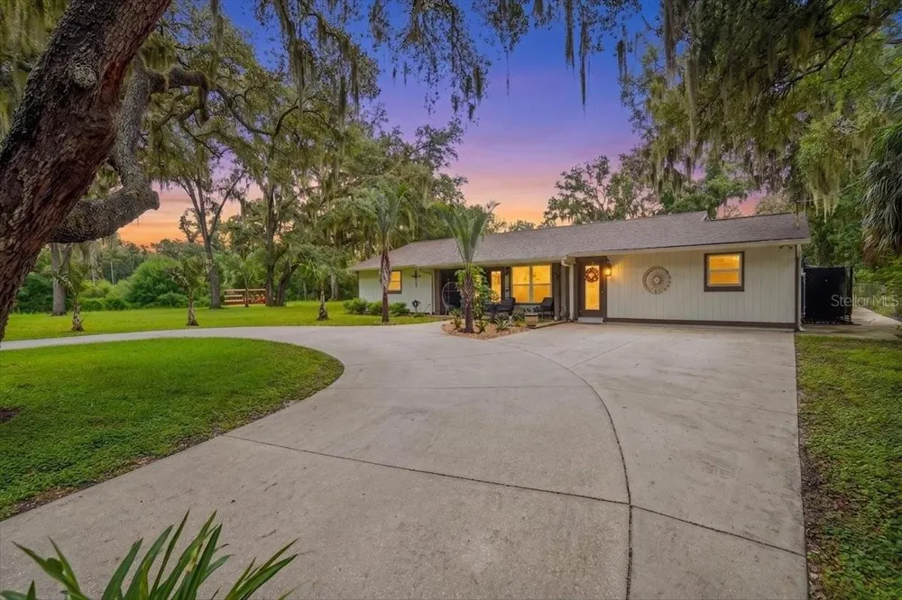 205 CAGLE ROAD Brandon, FL 33511