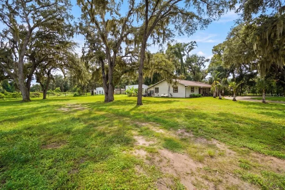 205 CAGLE ROAD Brandon, FL 33511