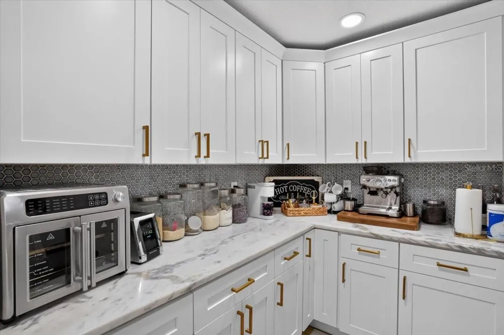 205 CAGLE ROAD Brandon, FL 33511
