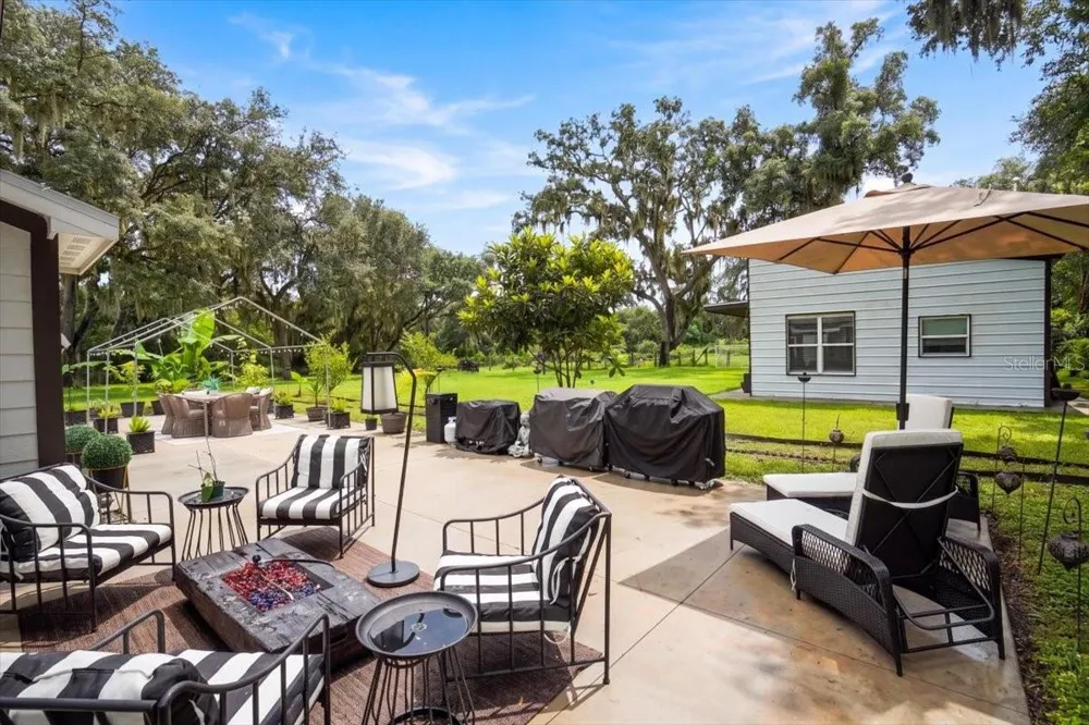 205 CAGLE ROAD Brandon, FL 33511