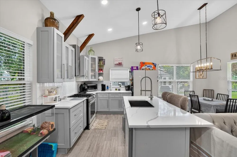 205 CAGLE ROAD Brandon, FL 33511