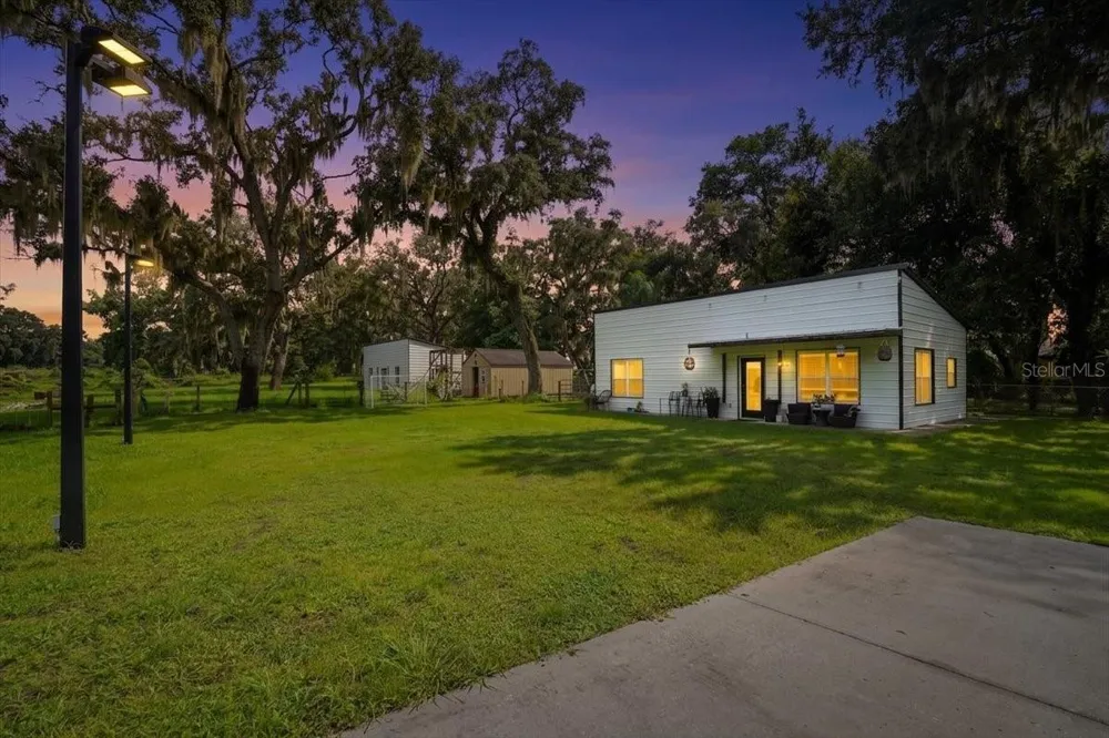 205 CAGLE ROAD Brandon, FL 33511