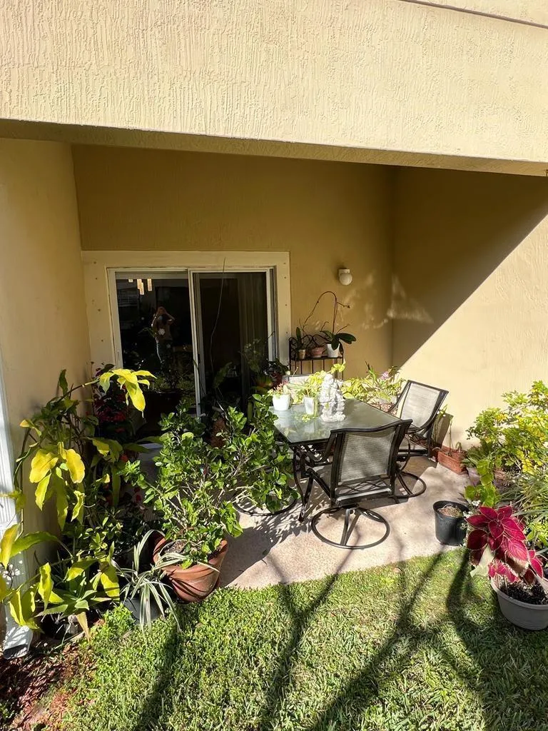9076 PRESTON PLACE #9076 Tamarac, FL 33321