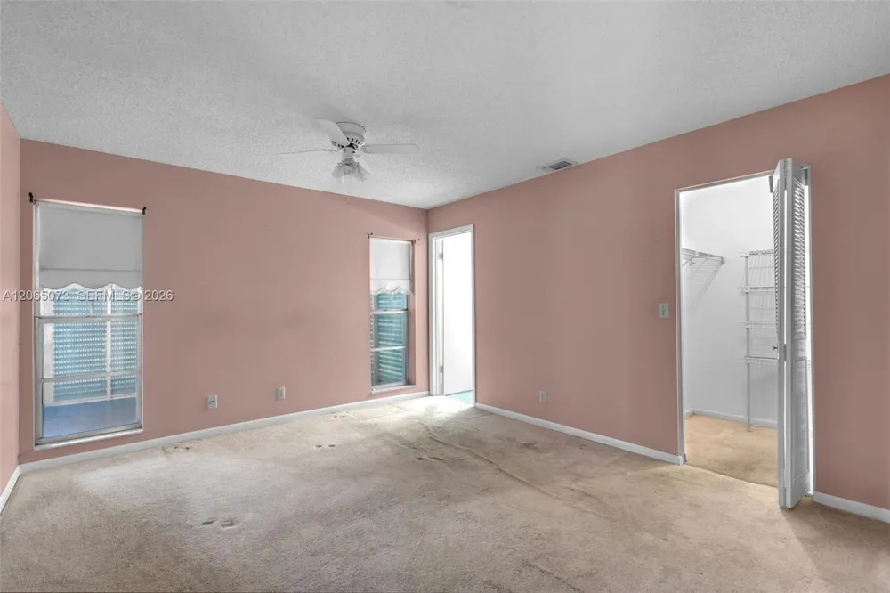 7235 Pine Bluff Dr Lake Worth, FL 33467