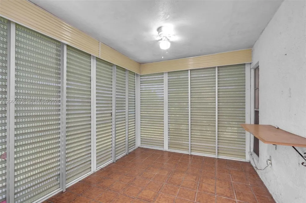 7235 Pine Bluff Dr Lake Worth, FL 33467
