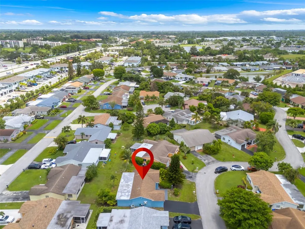 7235 Pine Bluff Dr Lake Worth, FL 33467