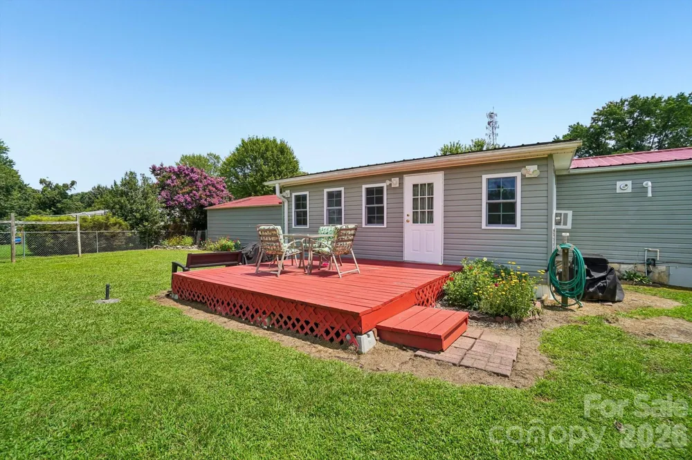 210 Leigh Anne Lane Horse Shoe, NC 28742