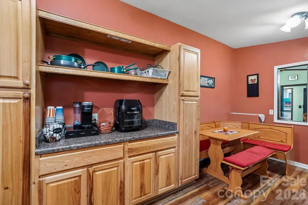 210 Leigh Anne Lane Horse Shoe, NC 28742