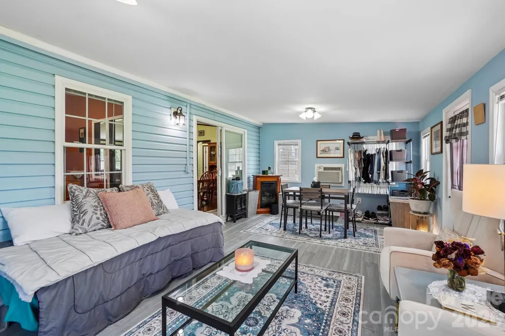 210 Leigh Anne Lane Horse Shoe, NC 28742