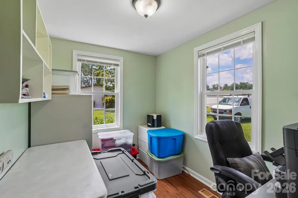 210 Leigh Anne Lane Horse Shoe, NC 28742