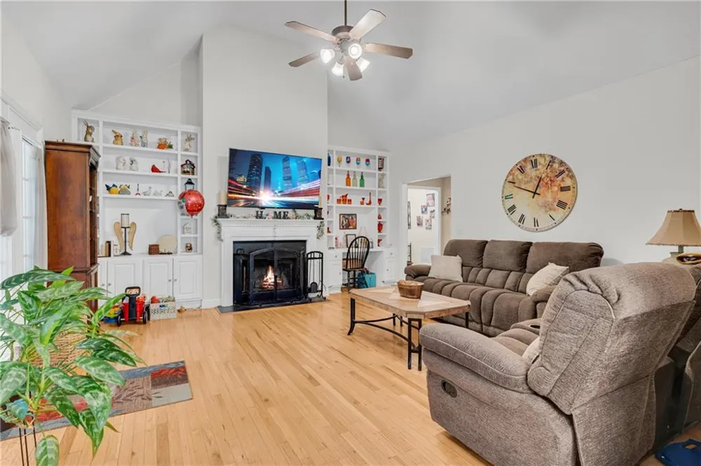 905 Daisy Lane Athens, GA 30605