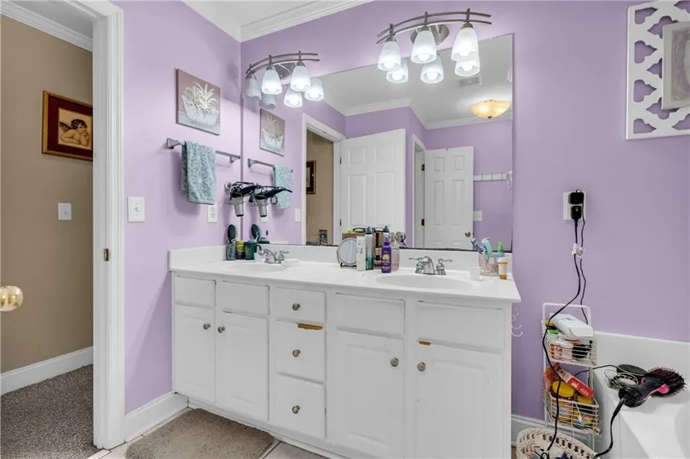 905 Daisy Lane Athens, GA 30605
